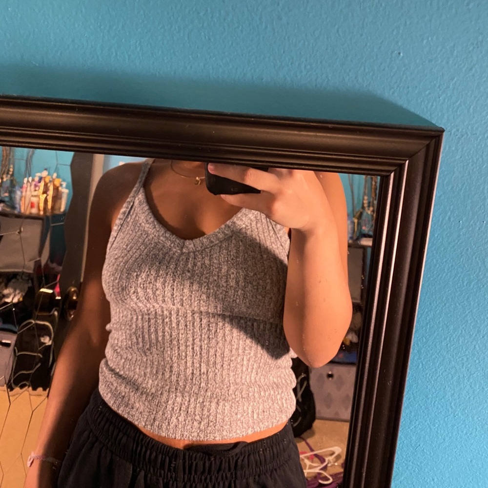Crop top tank top